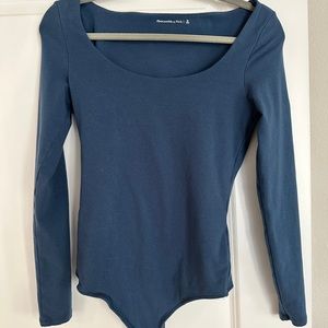Abercrombie Long Sleeve Seamless Scoopneck Bodysuit